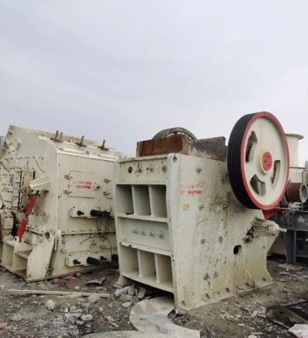 Second-hand PE-900×1200 jaw crusher