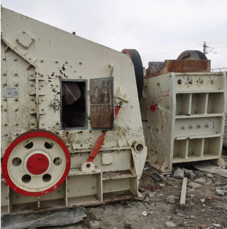 Second-hand PE-900×1200 jaw crusher