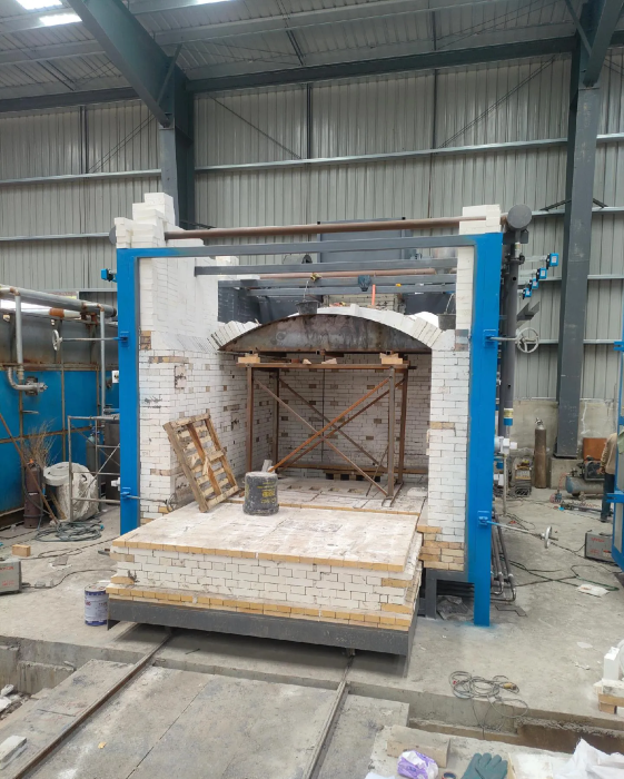 Second-hand 353.15 cu. ft.  shuttle kiln for sintering high-grade refractory products