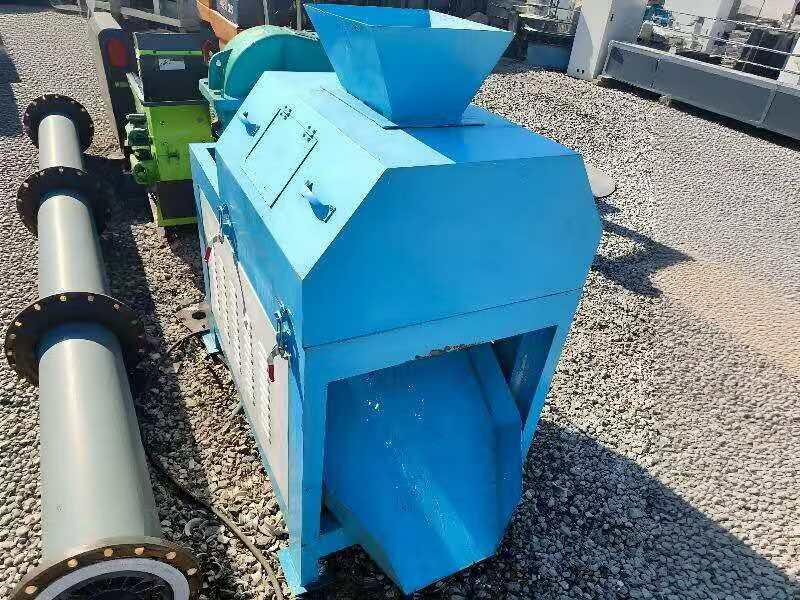 Used 15 kW Double-Roller Granulator